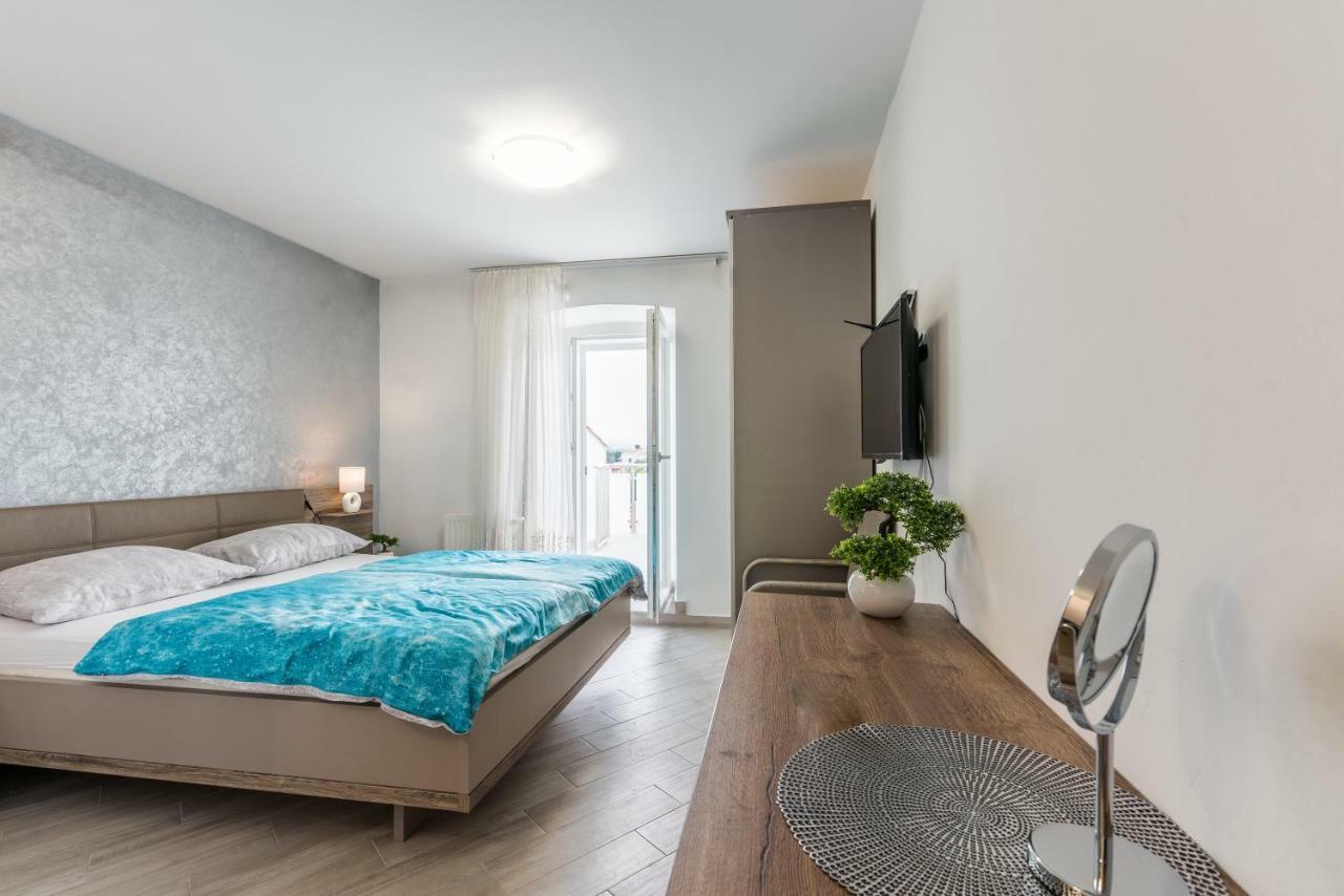 Apartments Vila Dk Malinska Zewnętrze zdjęcie