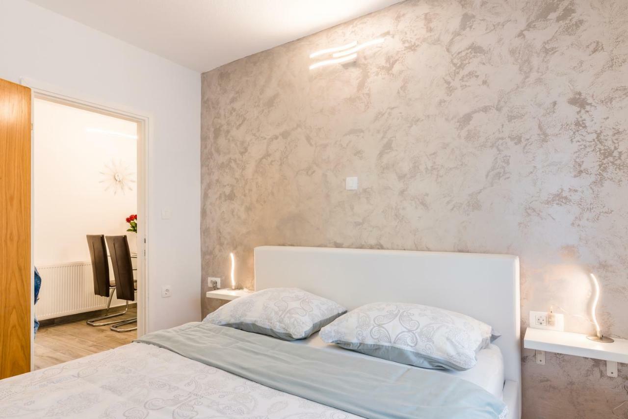 Apartments Vila Dk Malinska Zewnętrze zdjęcie