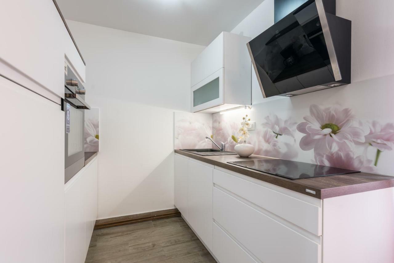Apartments Vila Dk Malinska Zewnętrze zdjęcie